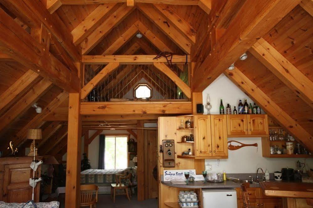 Sunny Rock Bed & Breakfast Minden Exteriör bild
